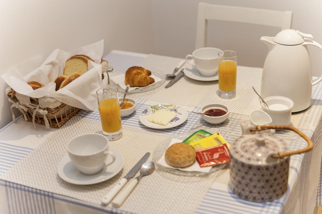 B&B Ondina โรม ภายนอก รูปภาพ
